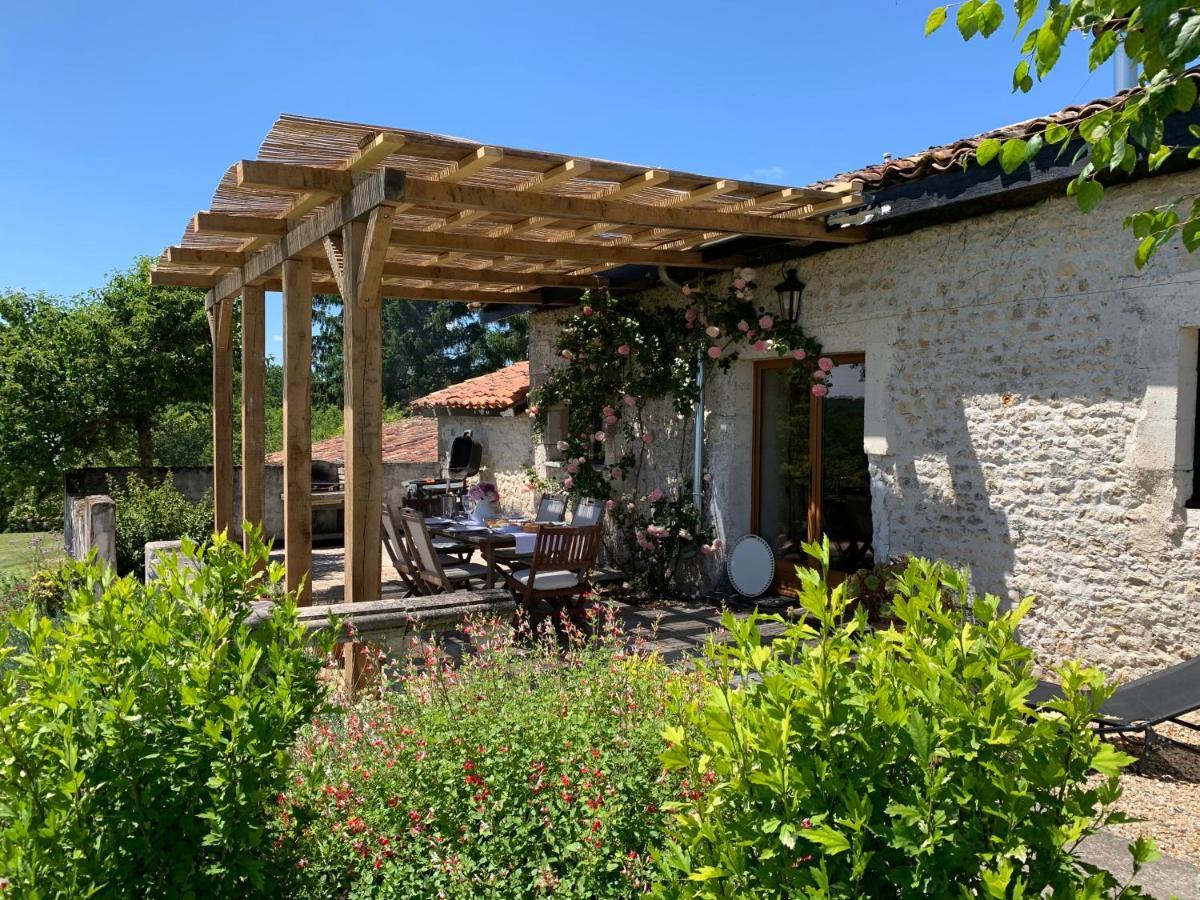 Chez Sarrazin Villa Brossac Екстериор снимка